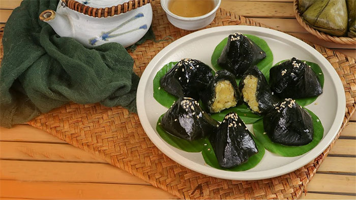 bánh ít lá gai quy nhơn