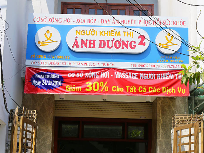 assage người khiếm thị Ánh Dương 2