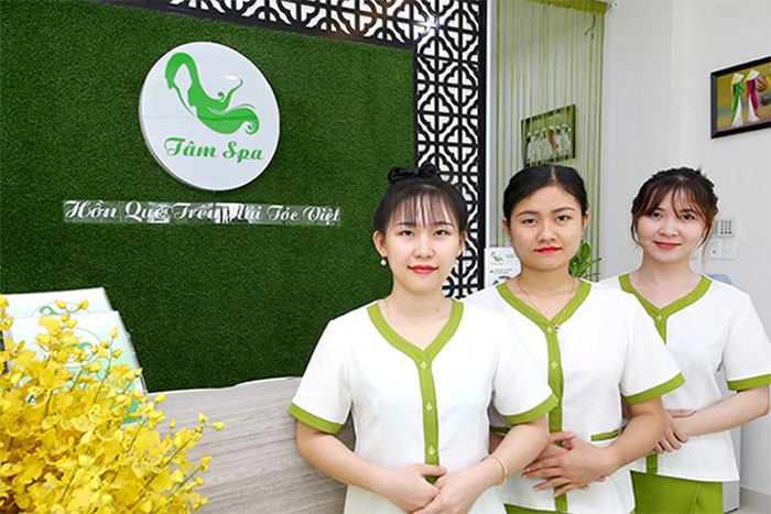 Massage bầu Tâm Spa
